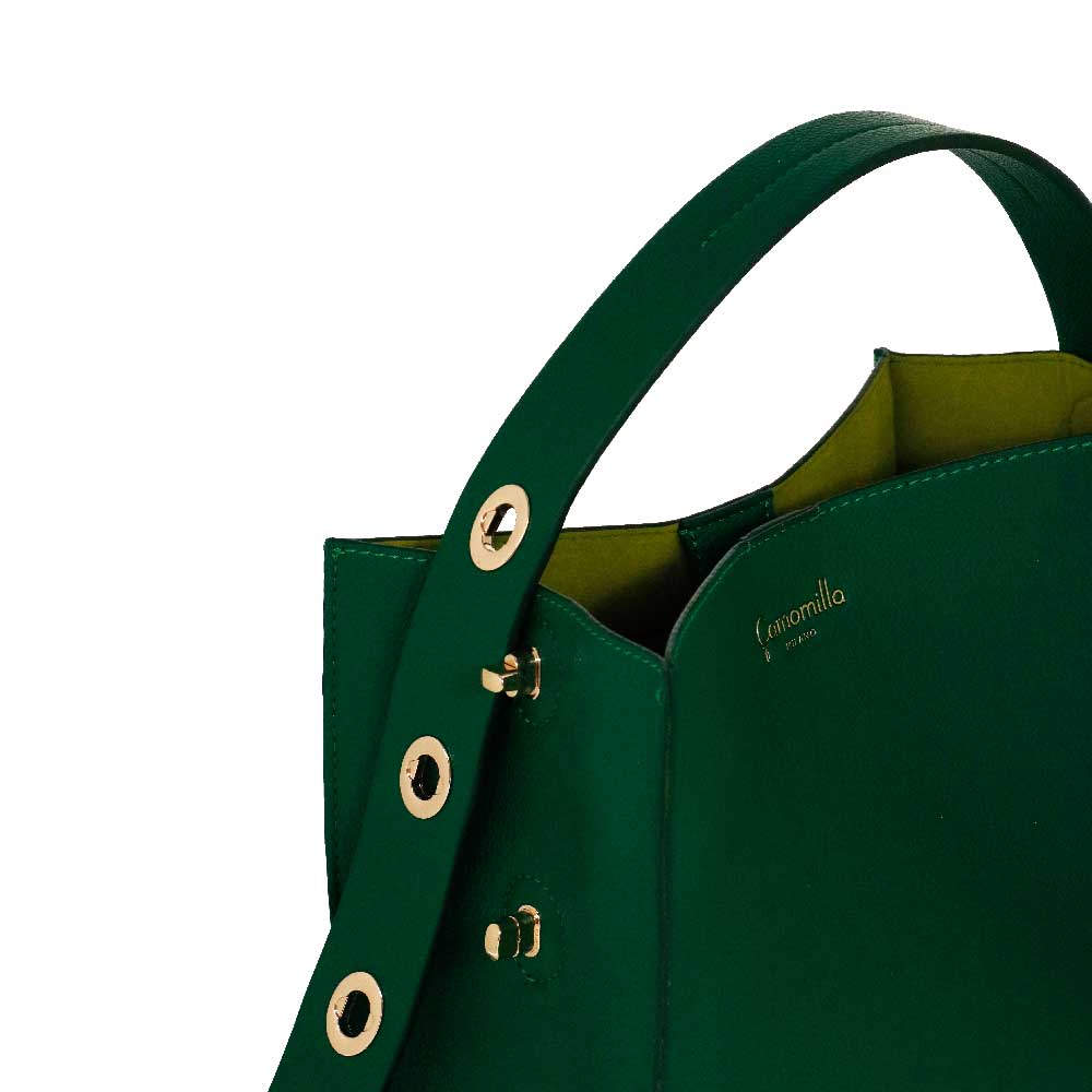 Camomilla Milano Bag in Bag M Betsey Verde