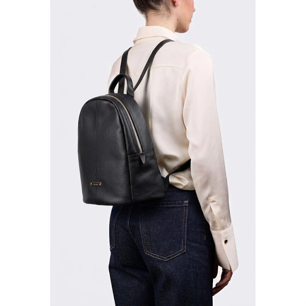 Zaino Flavie in Pelle Liscia Nera Con Logo | Cromia
